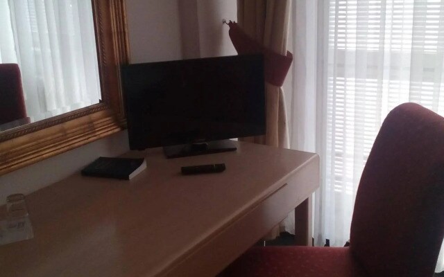 OAZA hotel