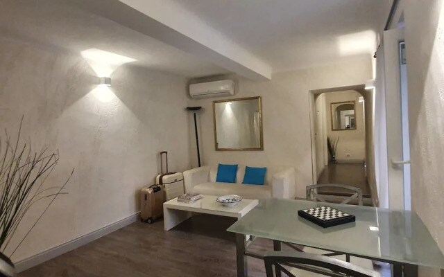 Suites Pantheon