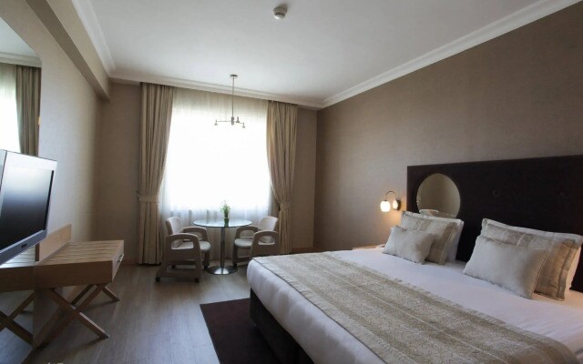 WOW Airport Hotel