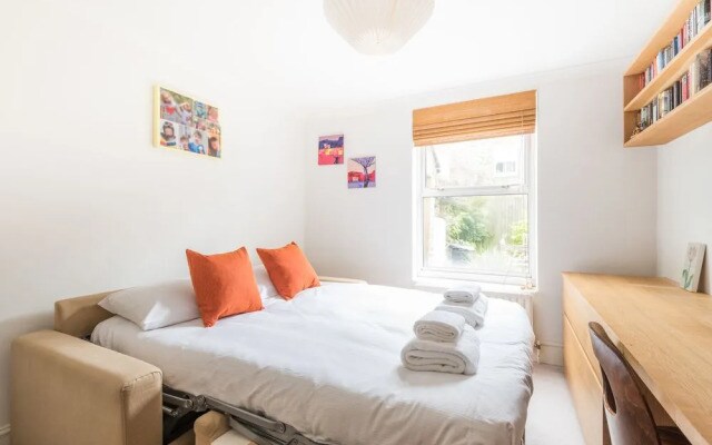 Retro style home in Clapham