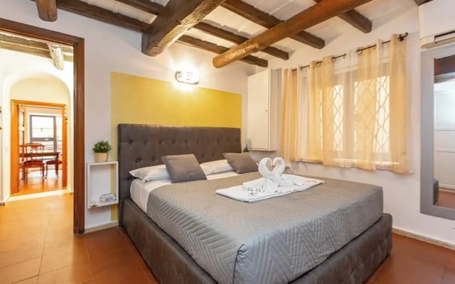 Rental in Rome Ciambella Art Home