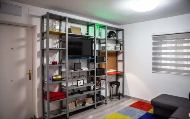Cosy 2Bed in Madrid weasy Airport access