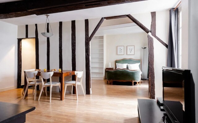 Central Paris - Chatelet Apartment