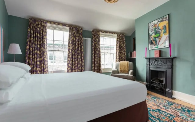 Keystone Crescent by Onefinestay