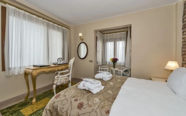 By Murat Royal Hotels