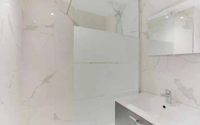 Design Apartment for 4 people between Louvre & Opera
