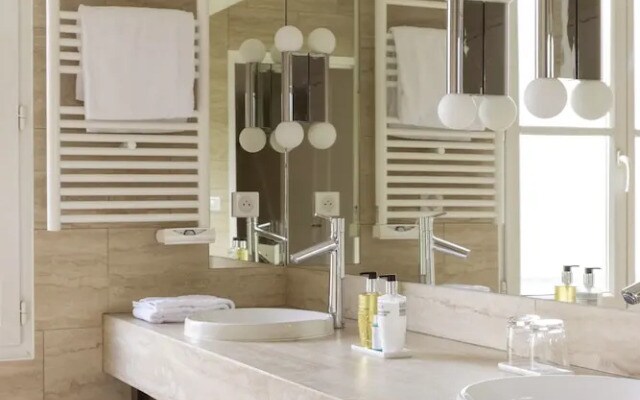 Le Plessis Grand Hotel
