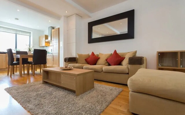 2 Bedroom Flat in Kensal Rise