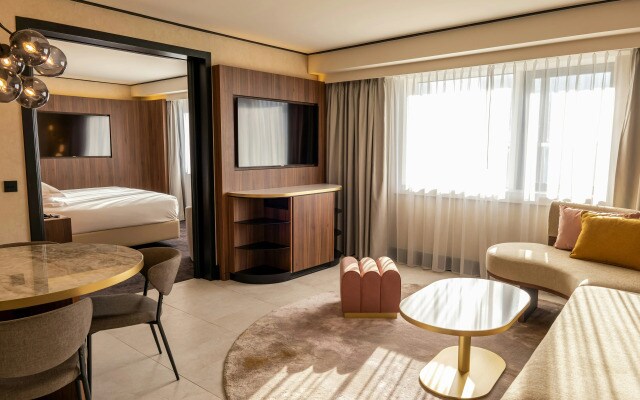 Hilton Paris La Defense Hotel