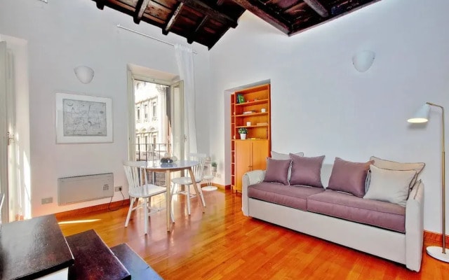 Rent In Rome - Appartamento Santa Maria
