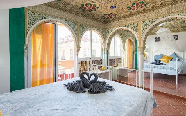 Casablanca Studio Citycenter - Adults Only