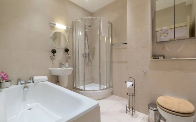 Covent Garden Austin David Apartments