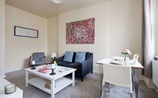 The Hereford Road Lodge - JFB4