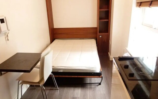 SS Property Hub - City of London Studio Apartment 15