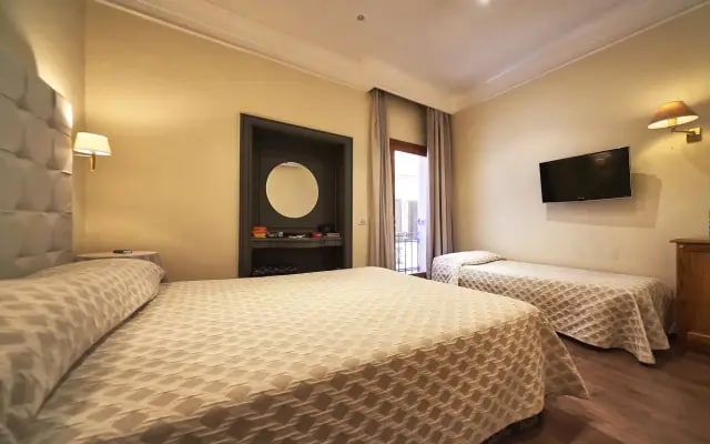 Townhouse Condotti 29