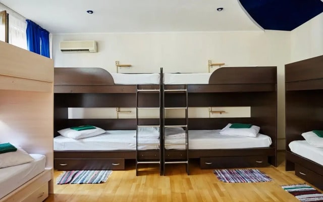 Adlerson Hostel