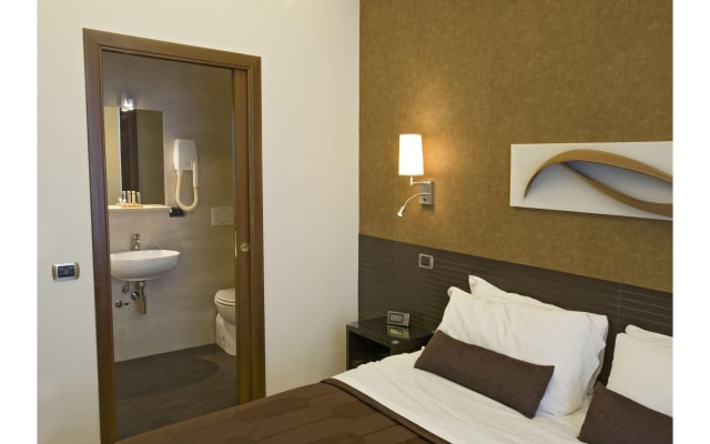 Daphne Luxury Suites