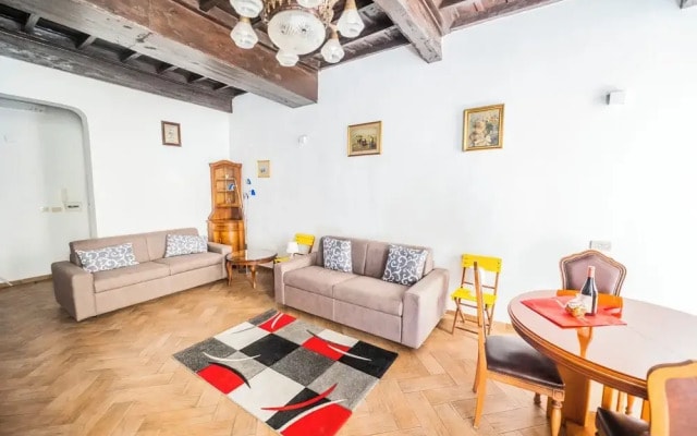 Campo De Fiori Large Family Apartment