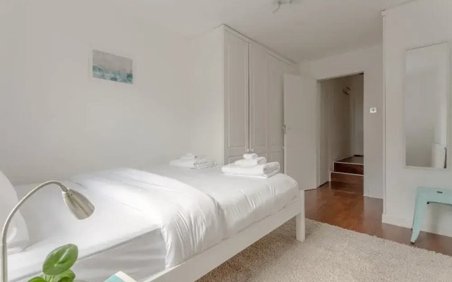Stylish Flat in Great Location