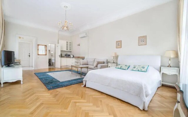 Apartments - Laipu