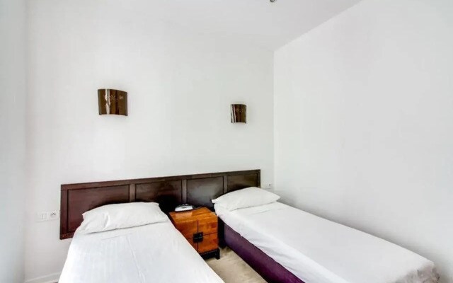Hôtel Maât Batignolles