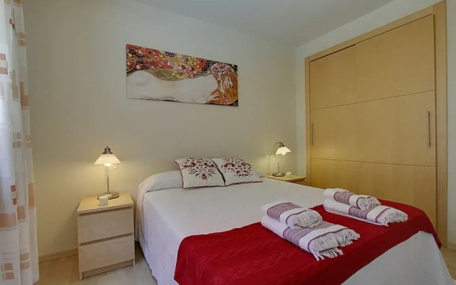 Apartamento Top Malaga Calle Pacifico con piscina y parking