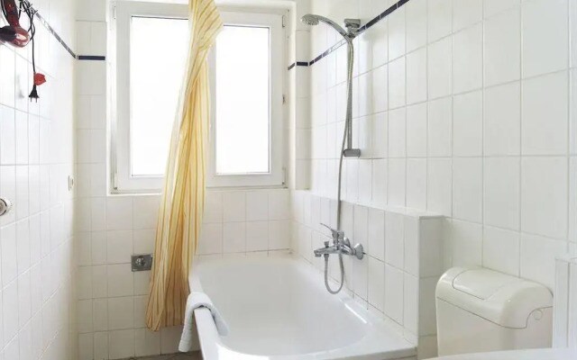 City-Center 3-room Apartment in Mitte