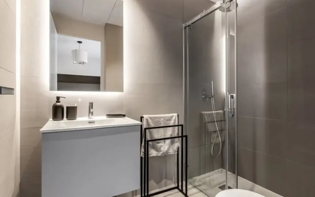 Lusciano - 2 Bedrooms Pool and gym in Almagro