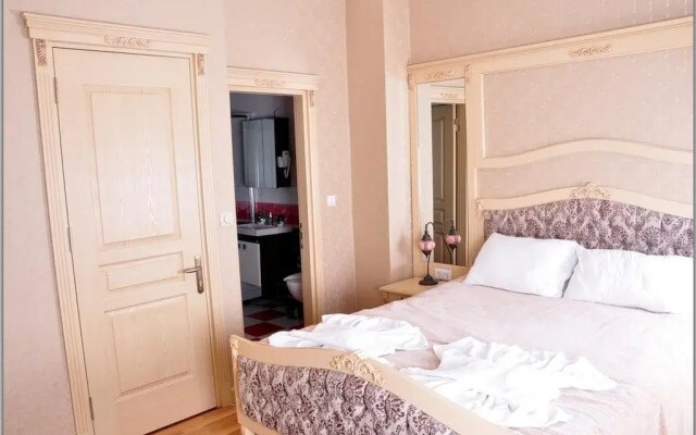 Optimist Hotel