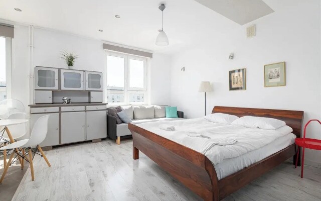 RentPlanet - Przy Hali Mirowskiej