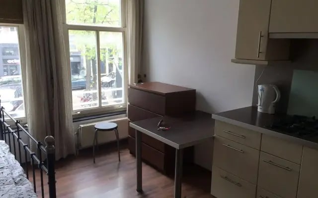 约旦广场一室公寓住宿加早餐旅馆(Studio Jordaanplein)