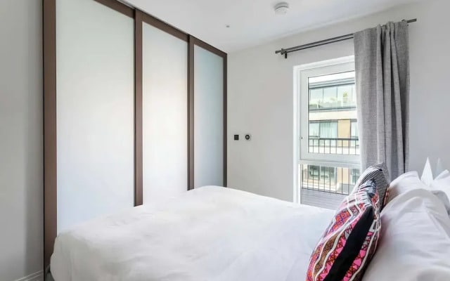 Modern Chelsea Apartment