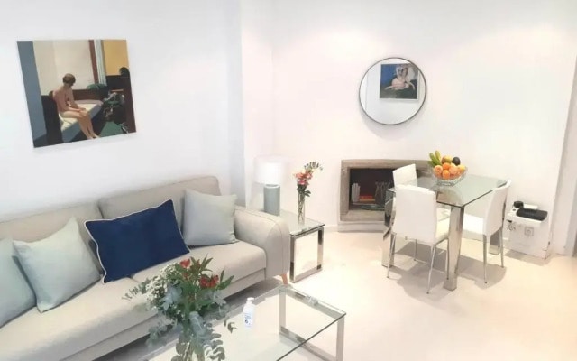Apartamentos Los Jerónimos