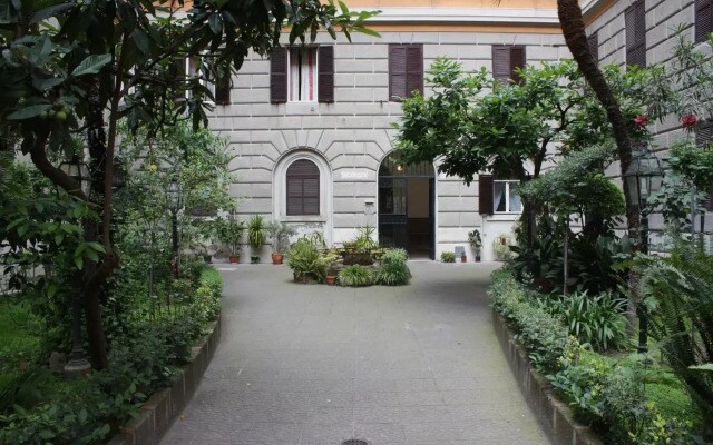 Sergio House
