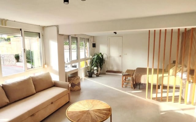 Estudio en Málaga (Zona Este)