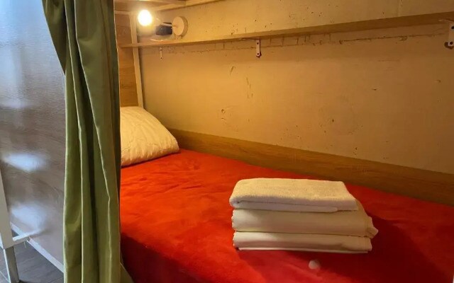 Bird house Hostel