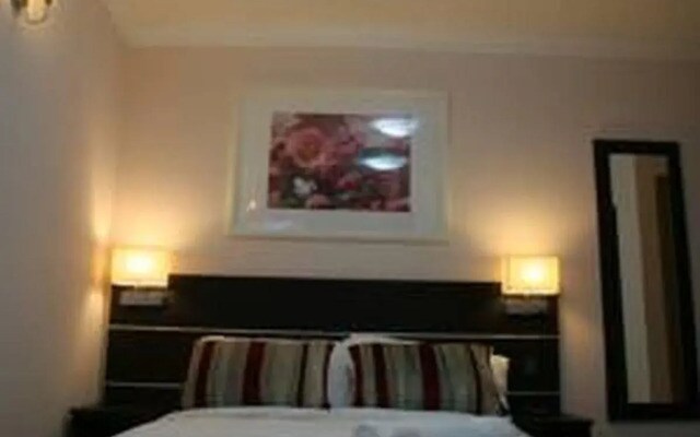 BayTree Hotel