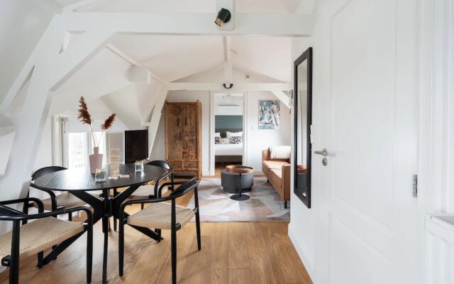Vondelpark Apartment Suites