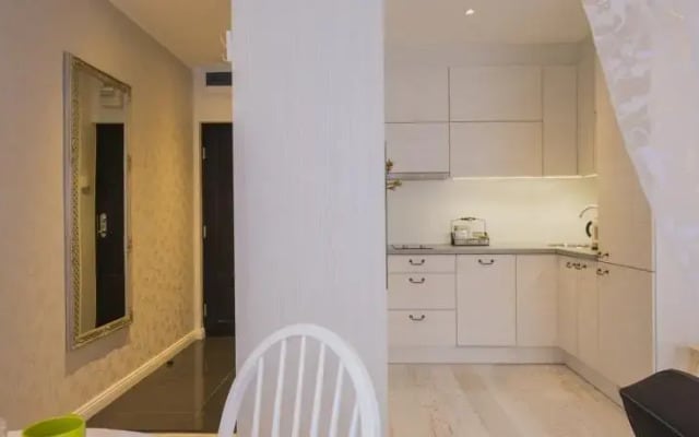 Rose Apartment