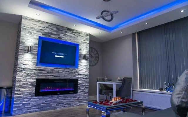 Aphrodite Suites Huddersfield