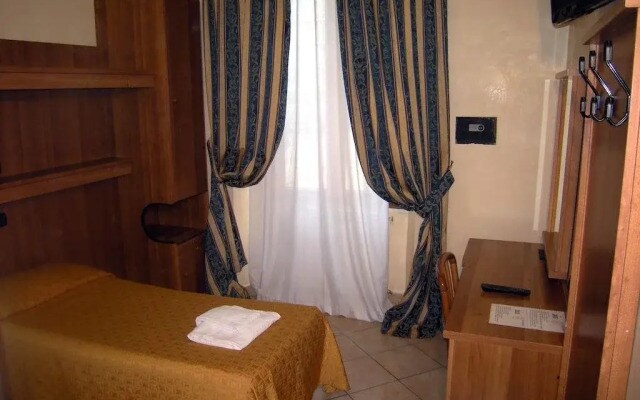 Hotel Mari 2