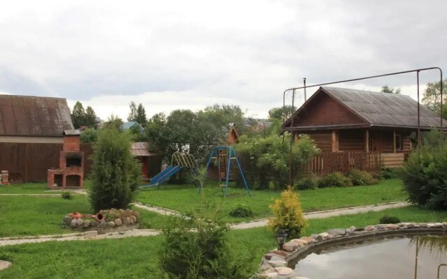 Покровская Усадьба