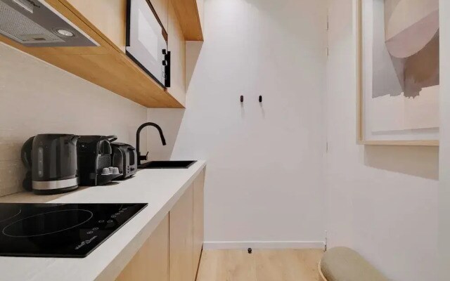 Modern Studio - 2P - Clignancourt