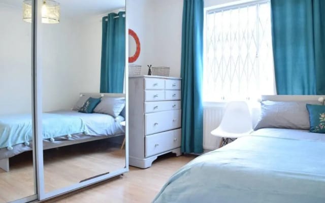 2 Bedroom Victorian Maisonette in Brixton