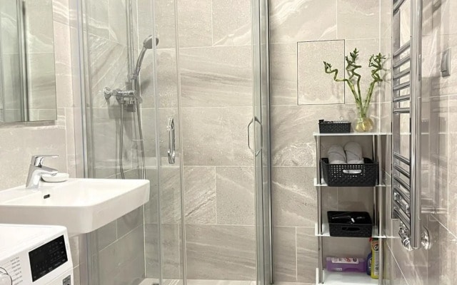 VIT Apartment - Free Parking - O2 Arena