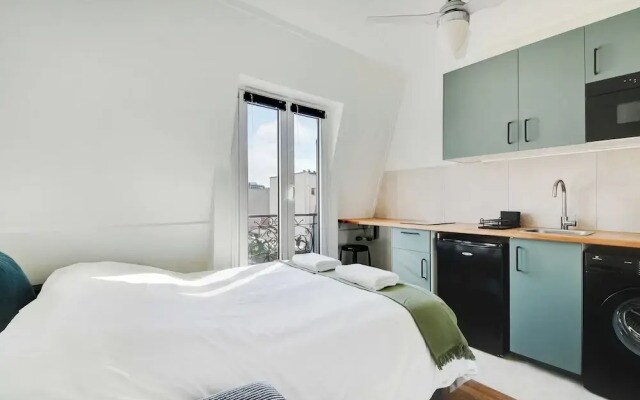 Intimate Studio for 2 People - Batignolles
