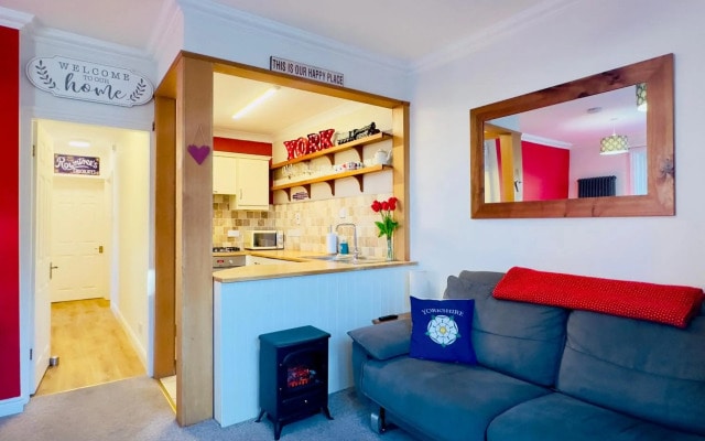Victorian York Apartment