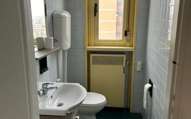 Venice Night Tripla Room Shared Toiletd6