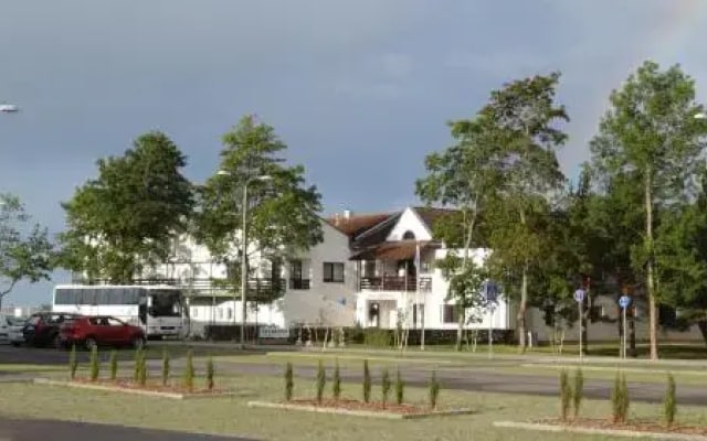 Staadioni Hotell