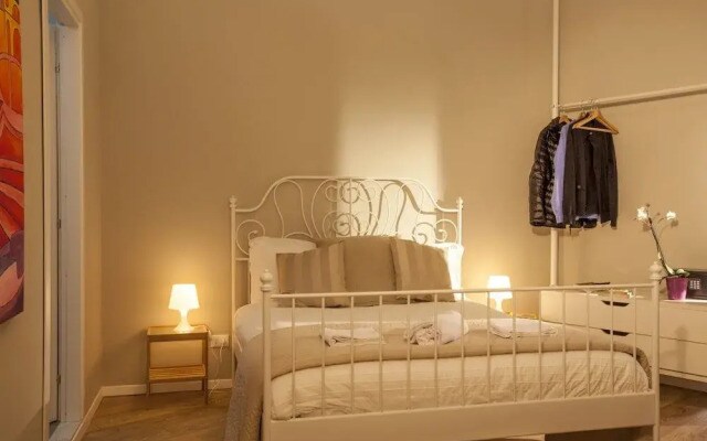 Un Attimo a Roma B&B